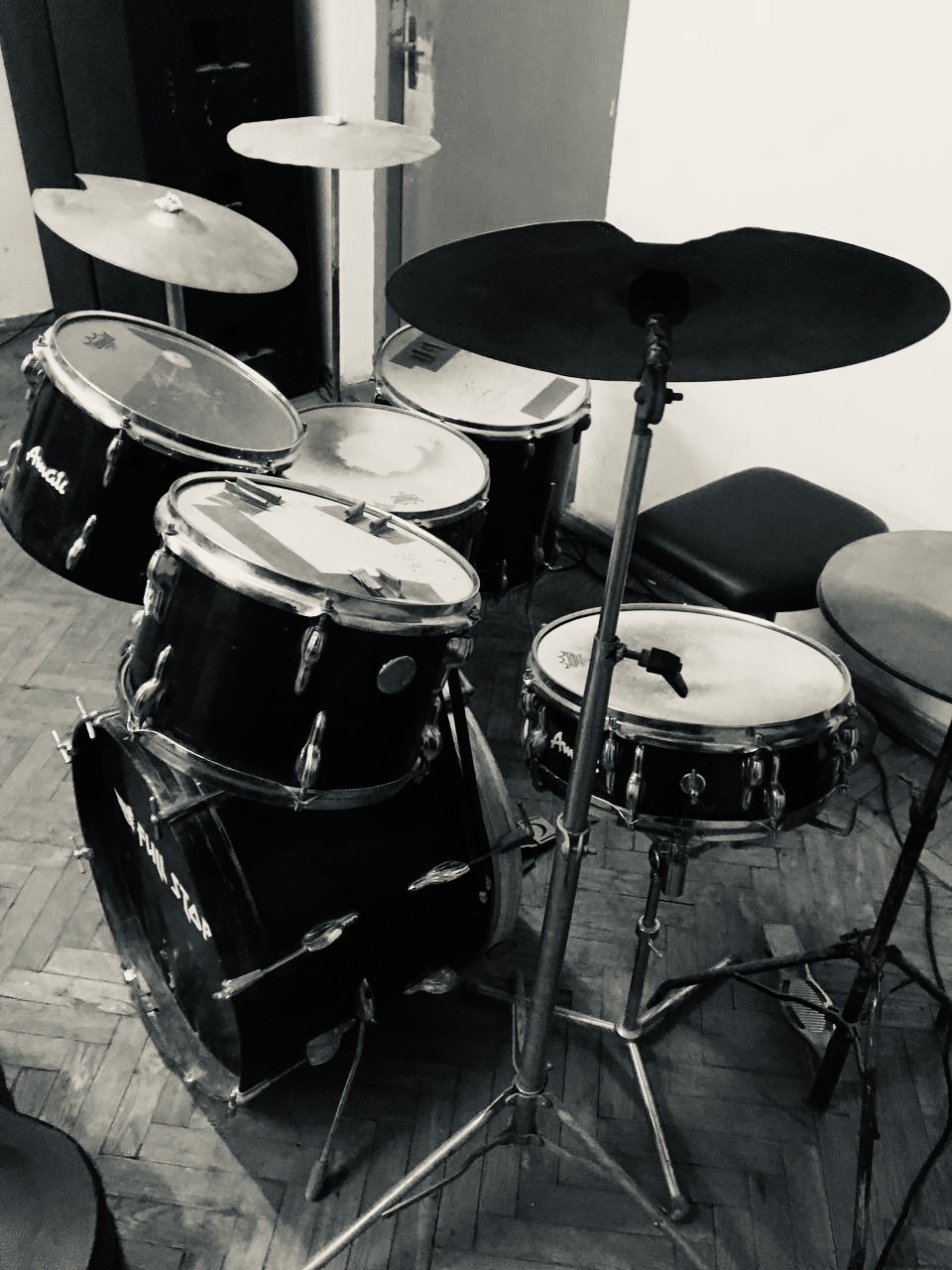 WBEITECH old drums photo